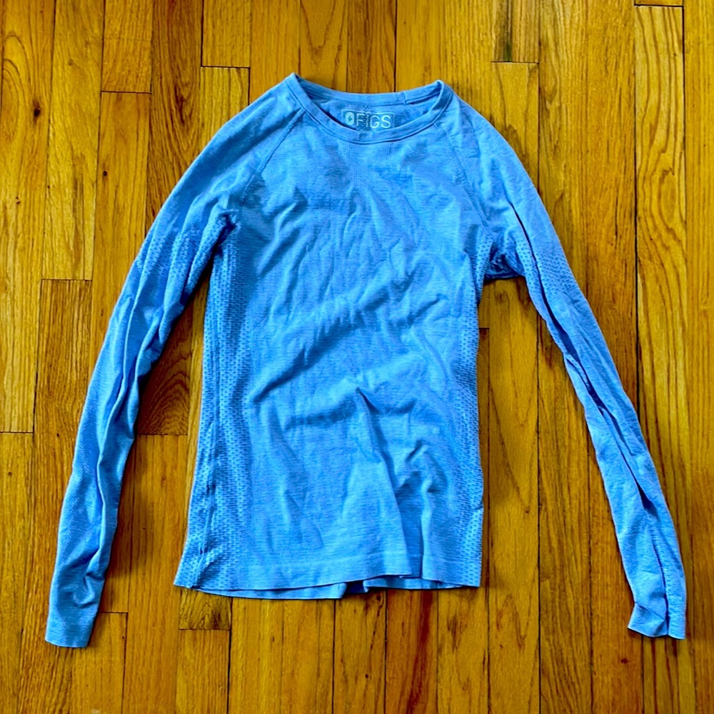 Figs light purple under scrub XS worn once